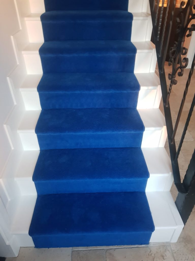 blue carpet hall 1